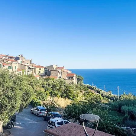Piazzetta Che Non C'era By Interhome * Cipressa